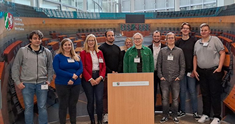 Azubis besuchen den Landtag in Düsseldorf