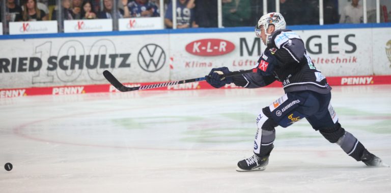 Roosters gewinnen deutlich in Augsburg
