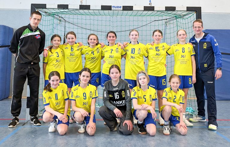 U14-Handballerinnen gewinnen Bezirksmeisterschaft U14-Handballerinnen gewinnen Bezirksmeisterschaft