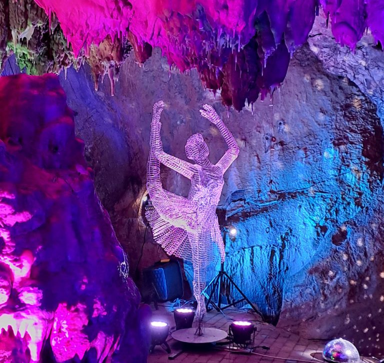 Höhlenlichter in der Dechenhöhle