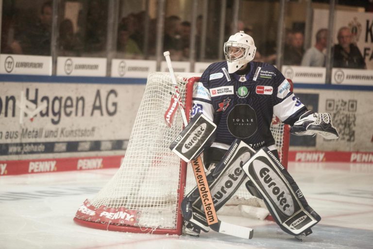 Keeper Hendrik Hane bleibt ein Rooster