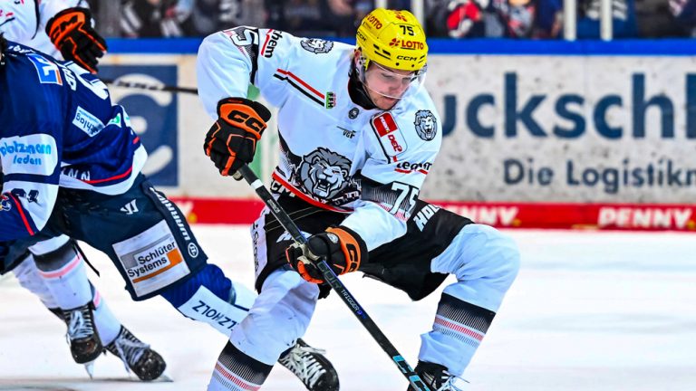 Julian Napravnik wird ein Rooster