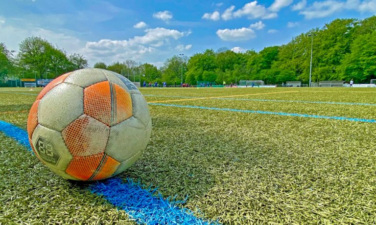 Fußball: DFB-Schul-Cup der U13-Junioren in Iserlohn